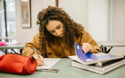 How to Write an Unputdownable Thriller
